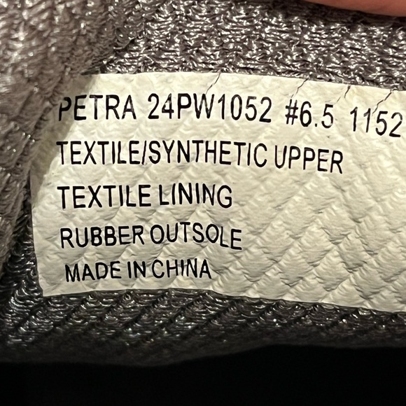 NWOB Abeo Allbirds Pro Sneakers - Picture 3 of 13